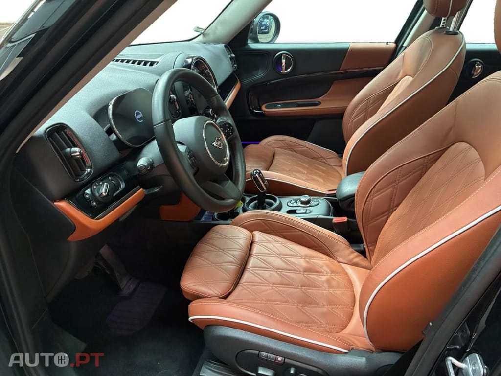 MINI Countryman Cooper Premium Plus Edition