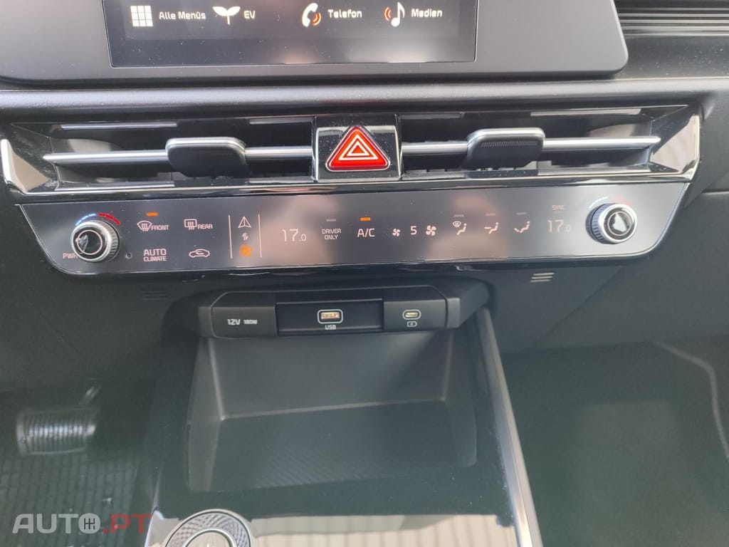 Kia Niro EV 64 kWh I.V.A DEDUTÍVEL 