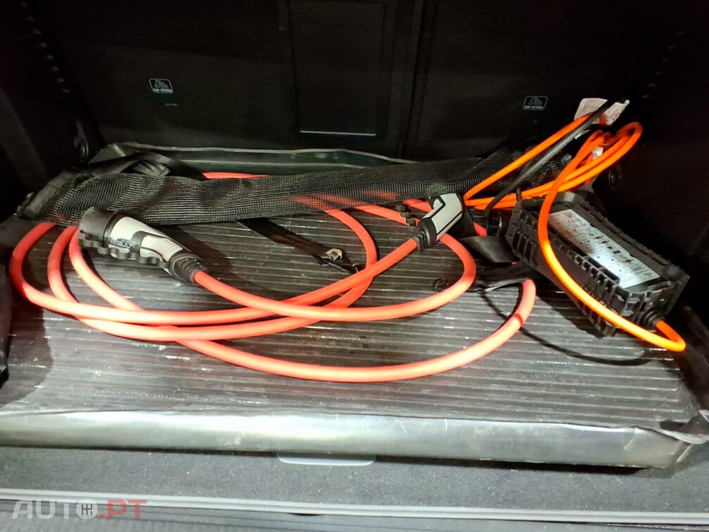 Peugeot 3008 1.6 Hybrid GT Pack e-EAT8