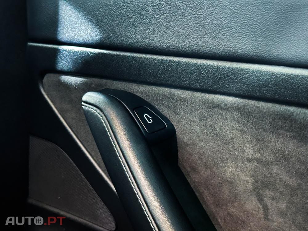 Tesla Model 3 Standard Range Plus RWD