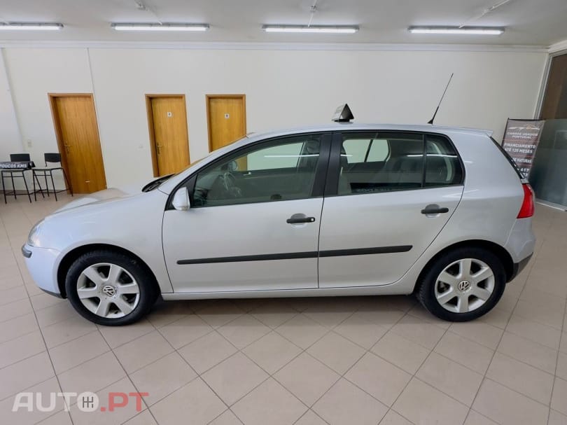 Volkswagen Golf 1.9 TDi Confortline DSG