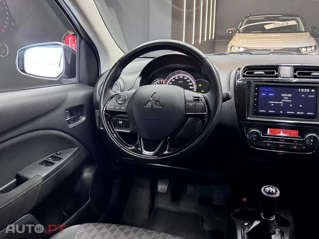 Mitsubishi Space Star 1.2 Intense Connect Edition