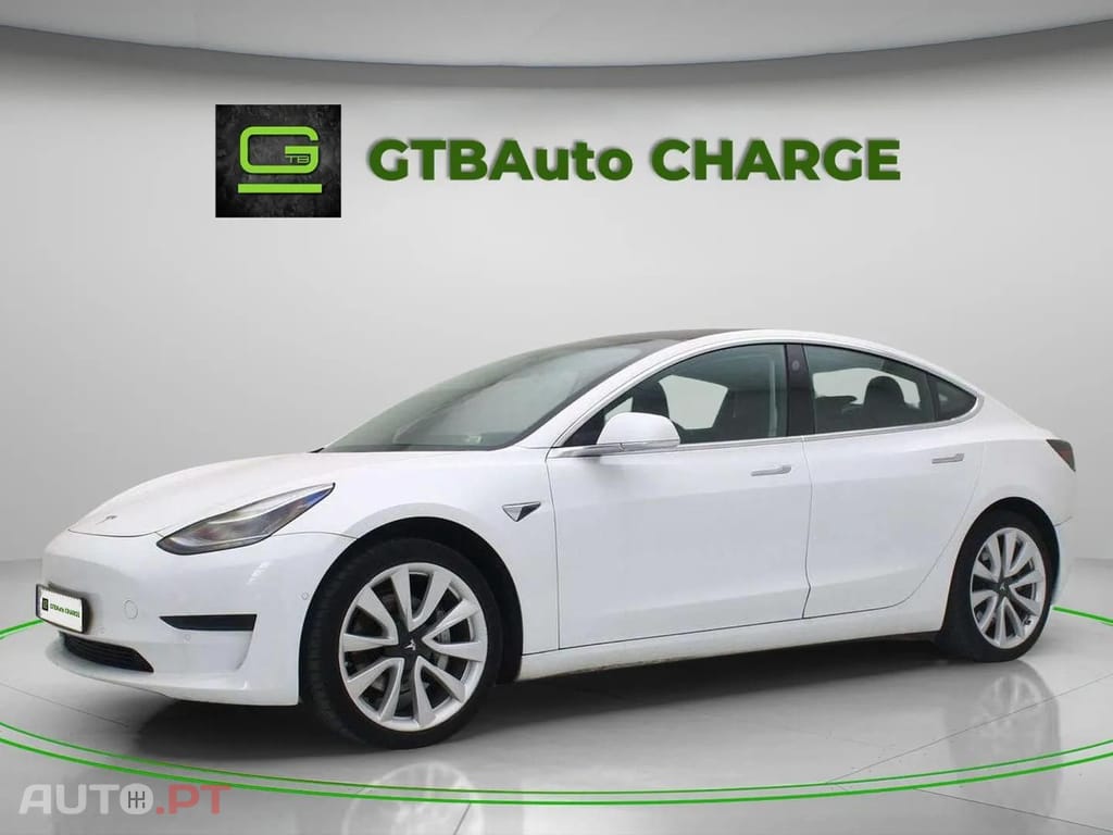 Tesla Model 3 Standard RWD Plus AUTOPILOT