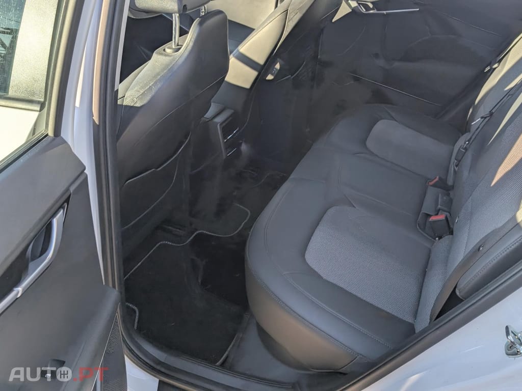 Kia Niro 64kWh Drive