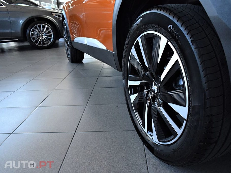 Peugeot 2008 1.5 BLUEHDI GT EAT8