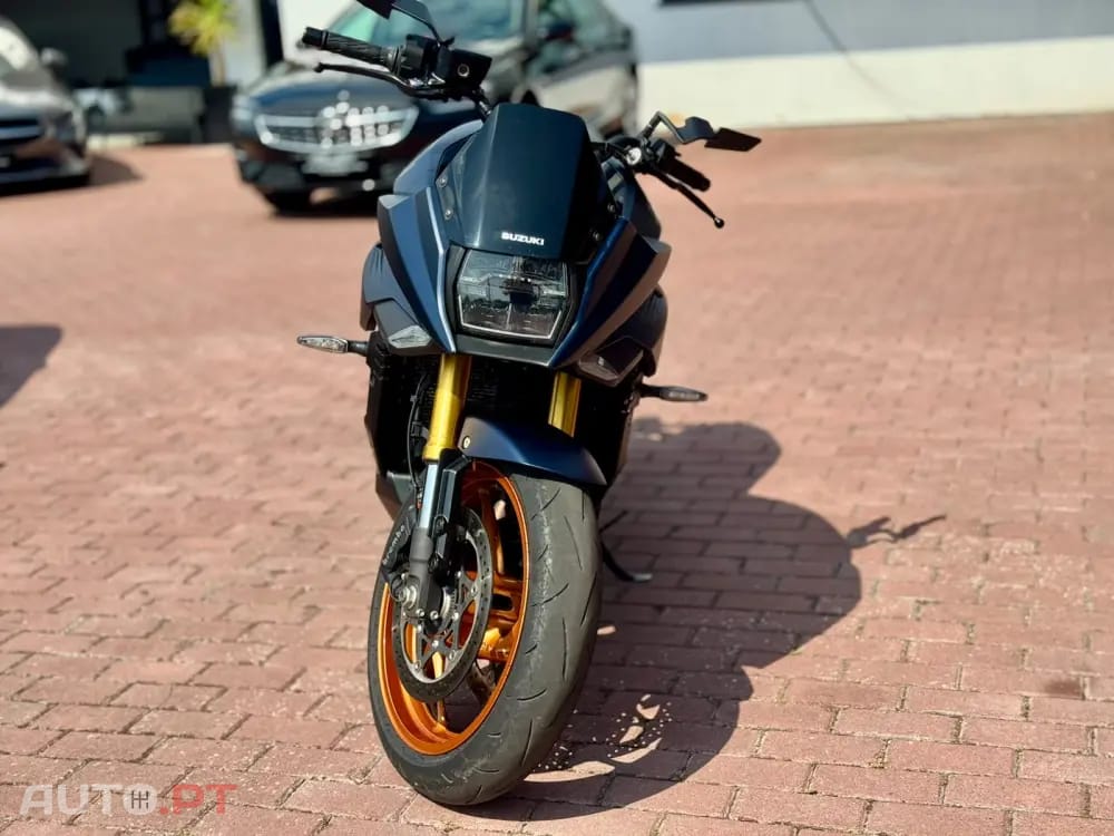 Suzuki Katana Katana neo-retro de alta performance