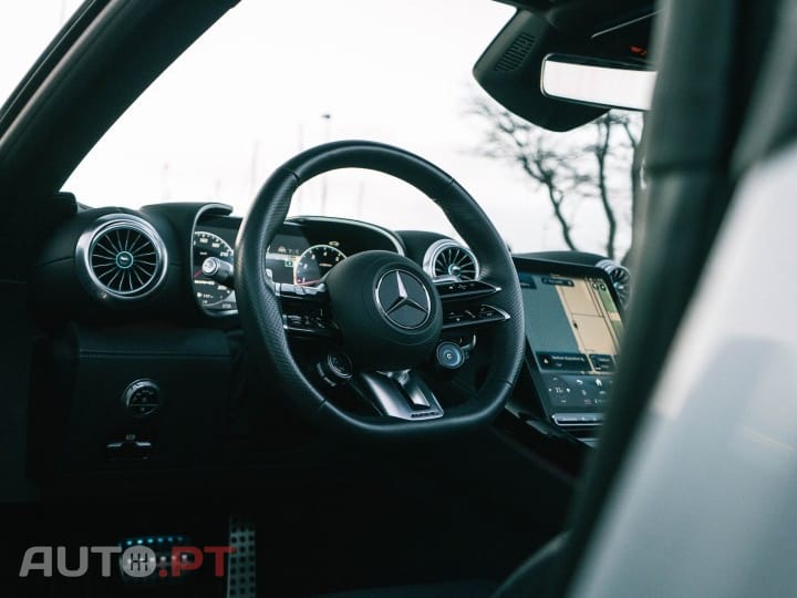Mercedes-Benz SL 43 AMG Standard