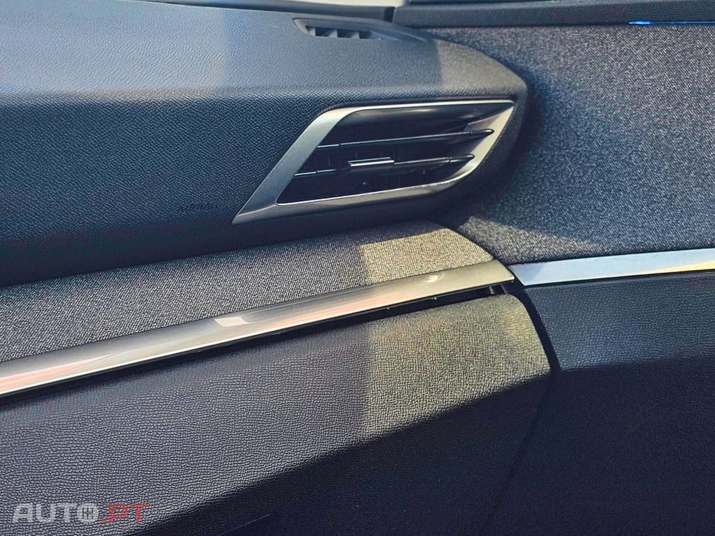 Peugeot 3008 1.5 BlueHDi Crossway