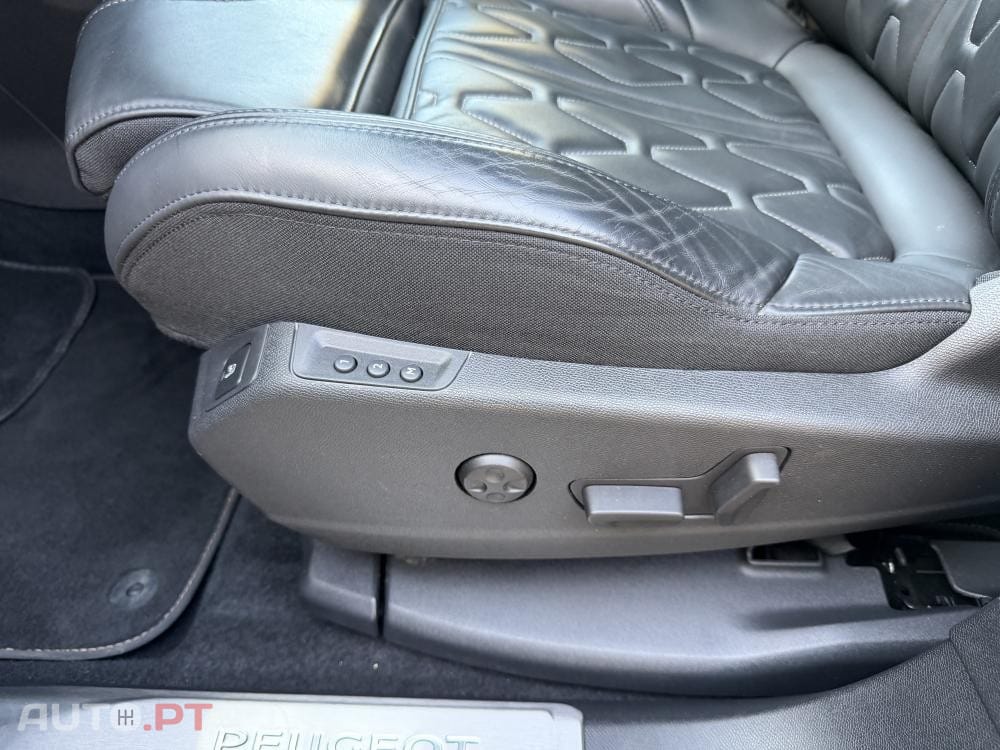 Peugeot 3008 1.6 Hybrid GT Pack e-EAT8