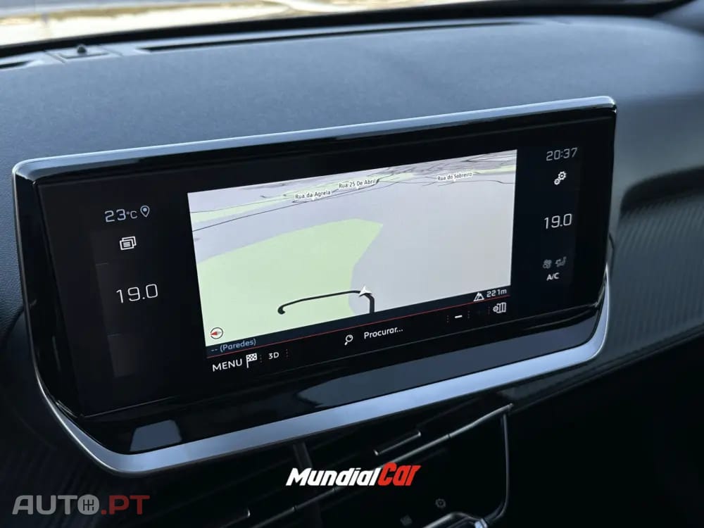 Peugeot 2008 1.2 PureTech Allure EAT8