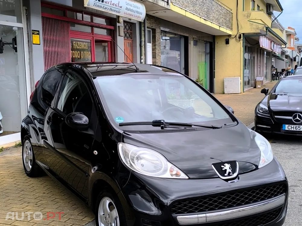 Peugeot 107 1.0 Sportium