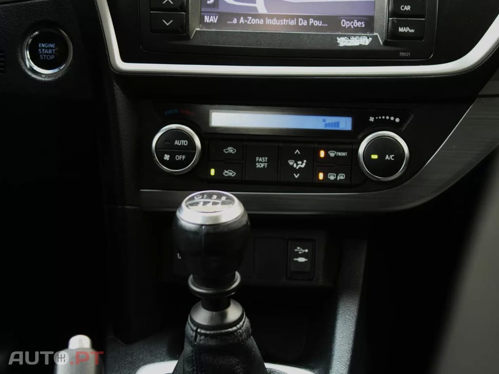 Toyota Auris 1.4 D-4D Exclusive+Navi