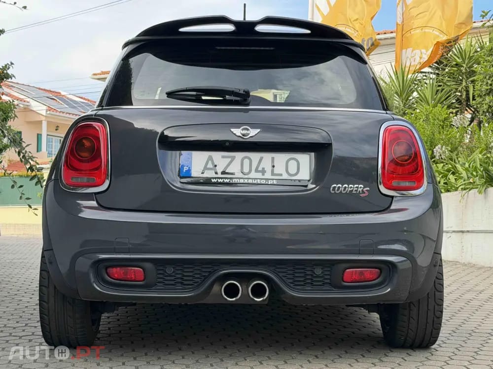 MINI Cooper Cooper S