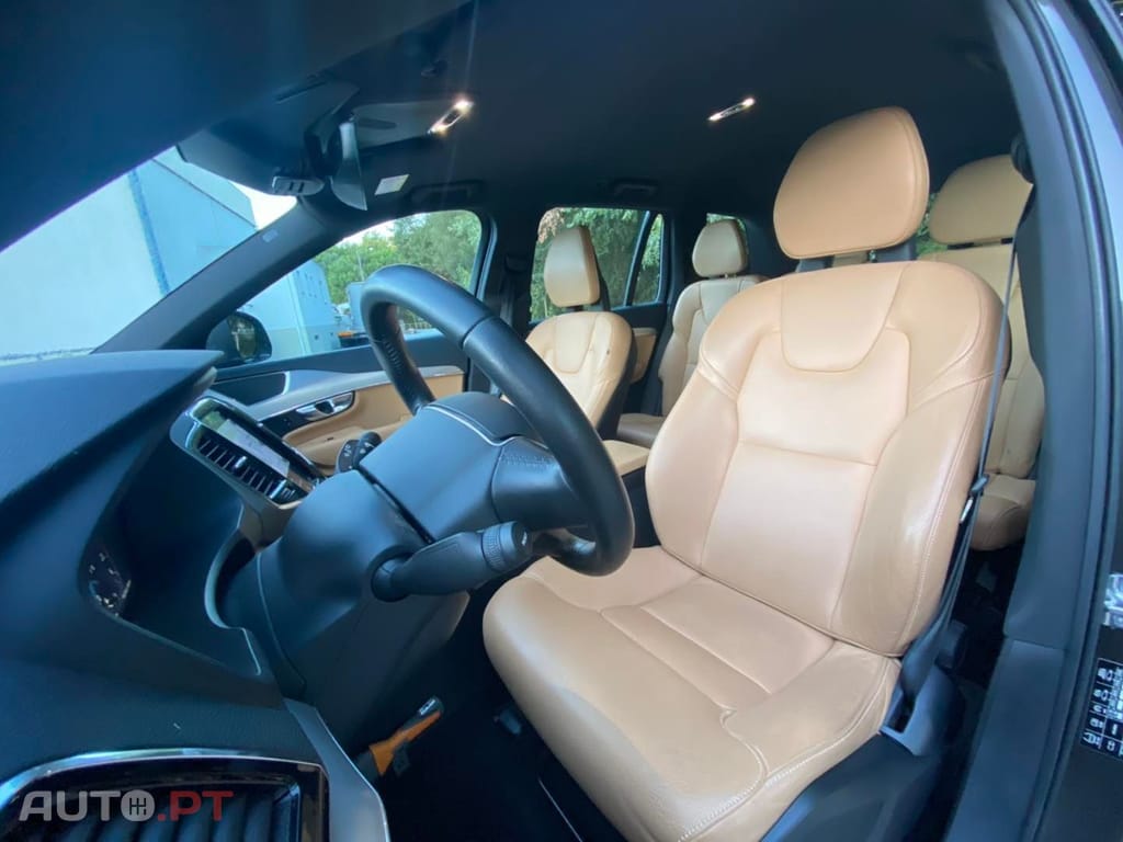 Volvo XC90 2.0 D4 Momentum