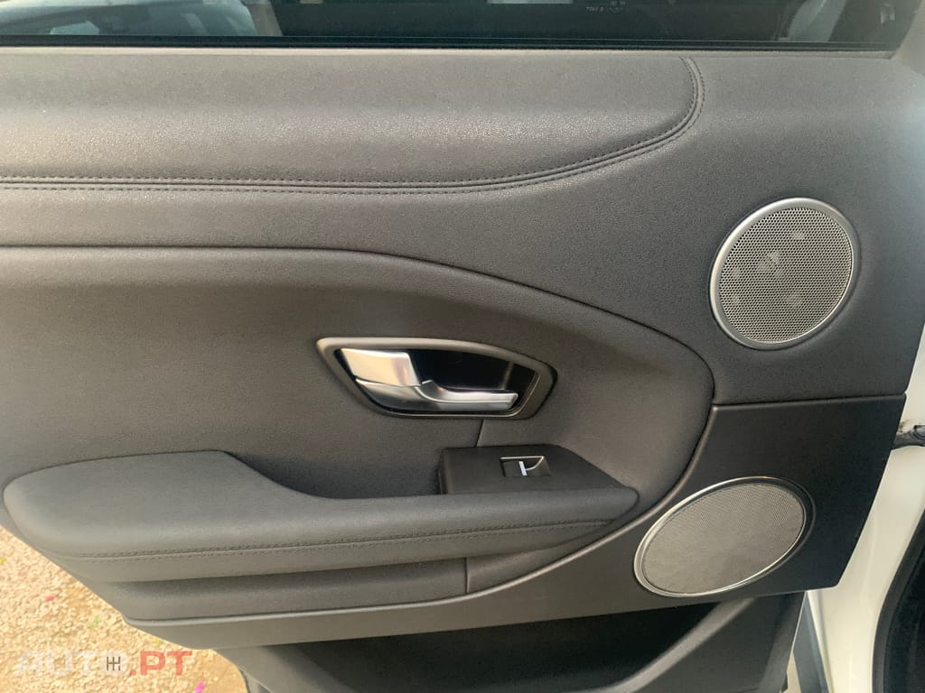 Land Rover Evoque 2.0 eD4 SE Dynamic