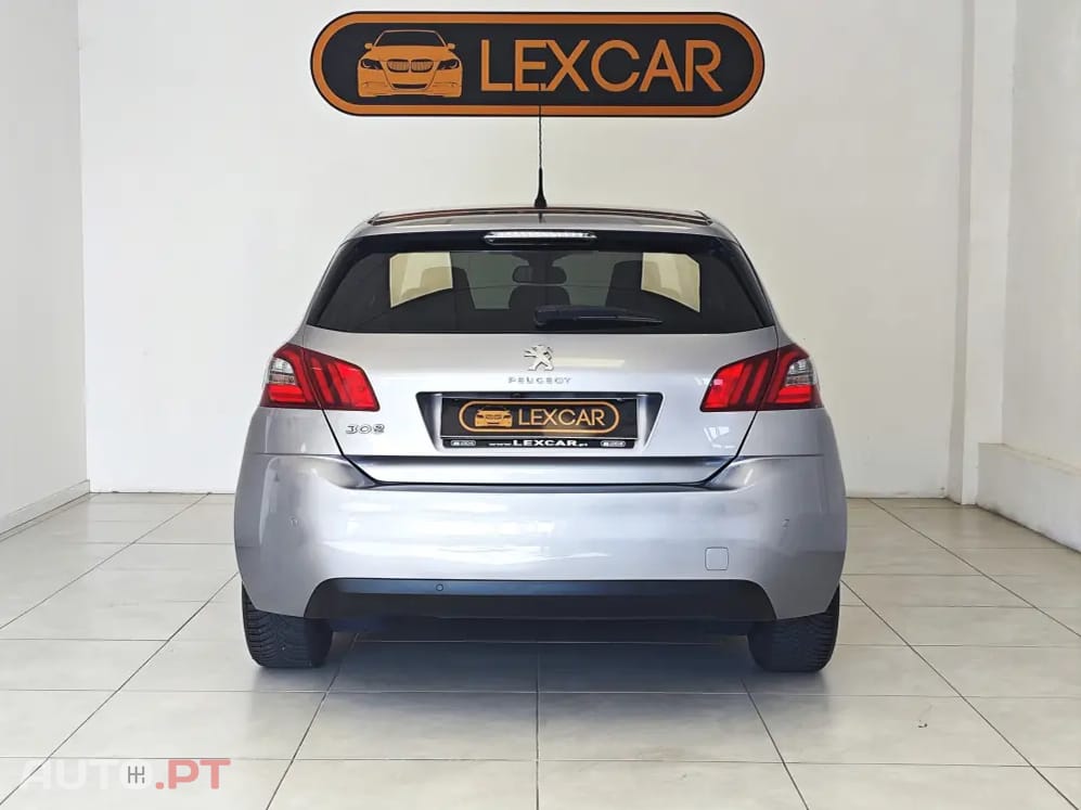 Peugeot 308 PureTech 130 EAT8 Allure Pack