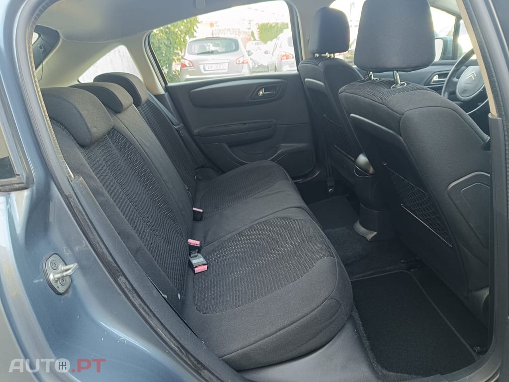 Citroen C4 1.4 16V SX RFM
