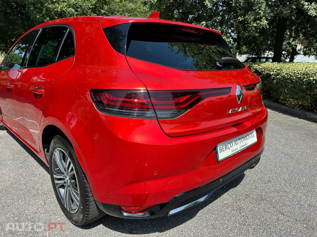 Renault Mégane 1.5 Blue dCi Intens EDC