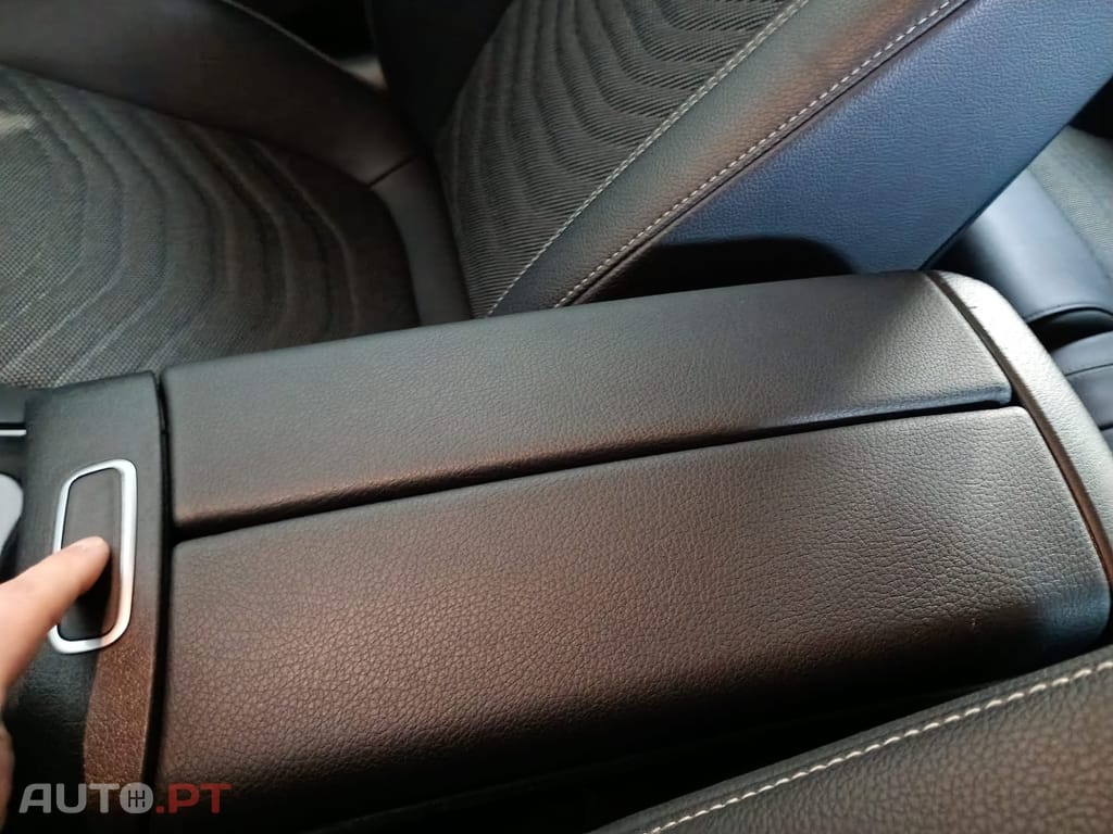 Mercedes-Benz A 250 e