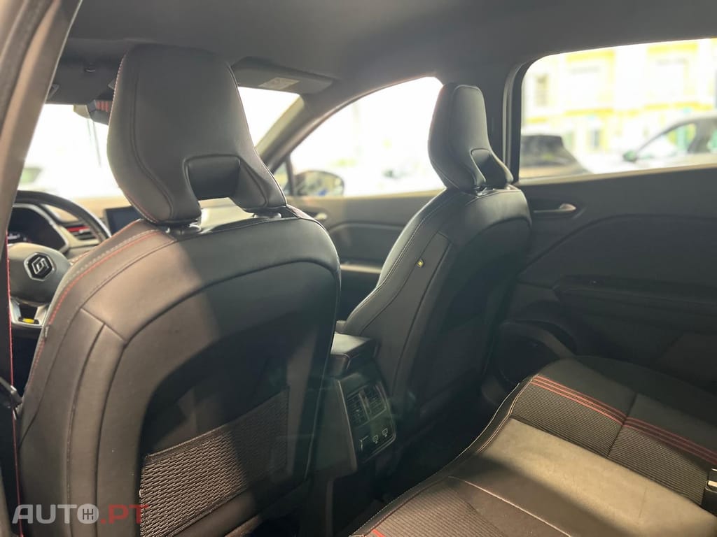 Renault Captur 1.0 TCe RS Line