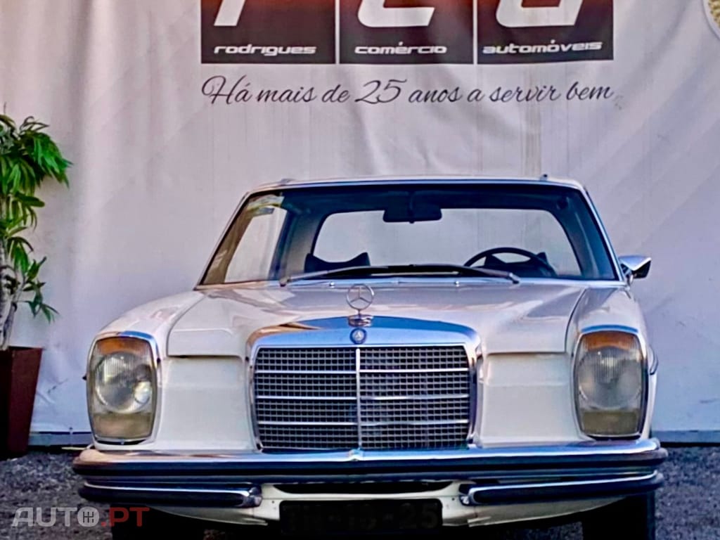 Mercedes-Benz 250 CE