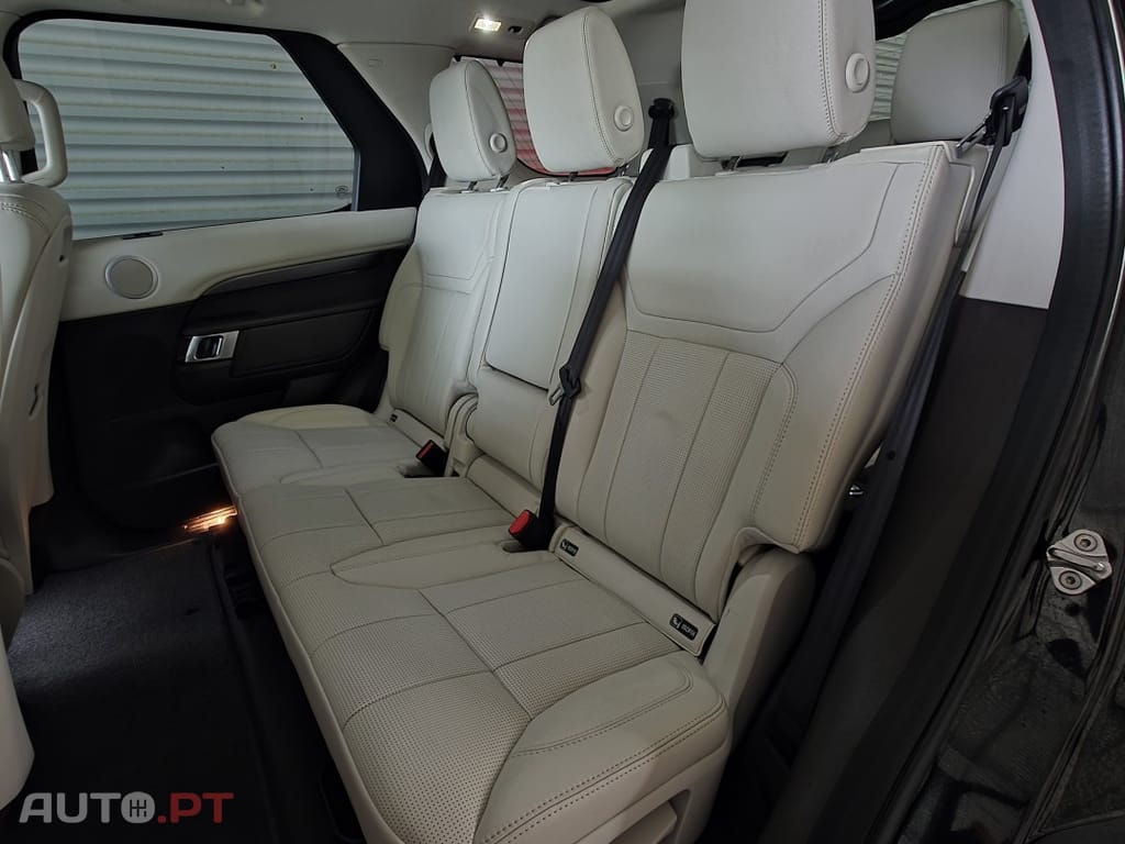 Land Rover Discovery 2.0 SD4 HSE Luxury Auto