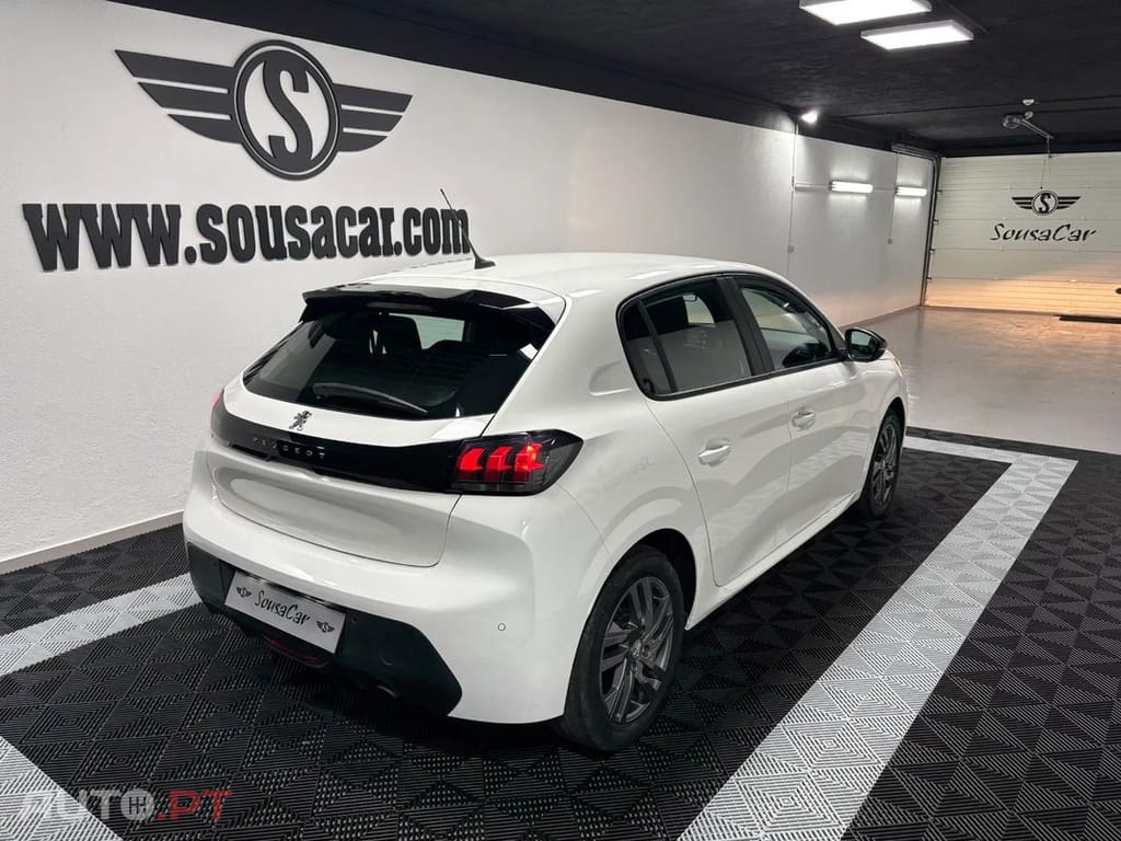 Peugeot 208 PureTech 75 Active