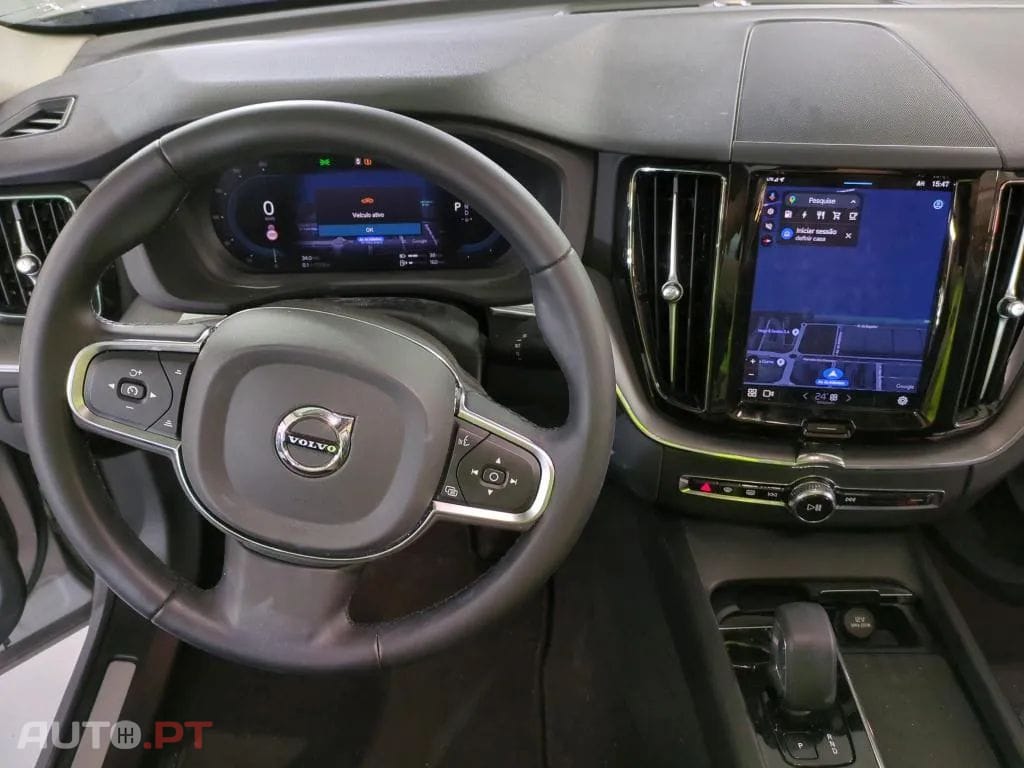 Volvo XC60 2.0 T6 PHEV Core AWD