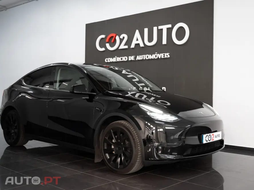 Tesla Model Y Long Range Dual Motor AWD