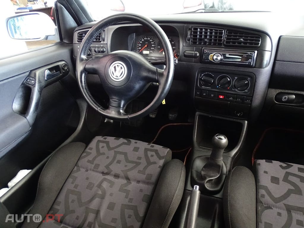 Volkswagen Golf Cabriolet karmann