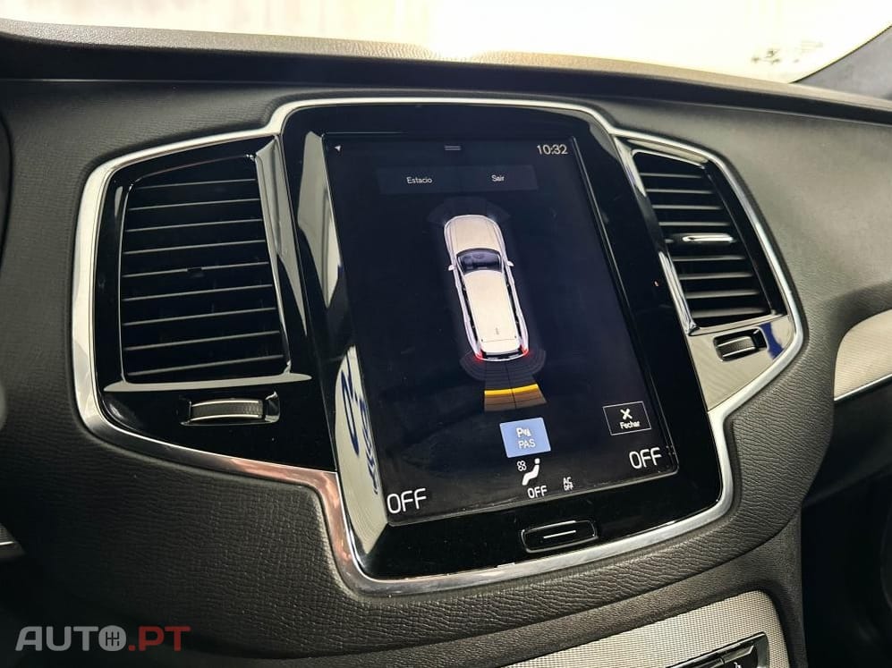 Volvo XC90 2.0 D4 R-Design