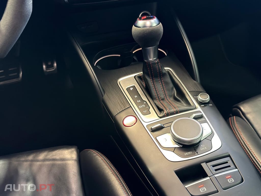 Audi RS3 Sportback 2.5 TFSI quattro S tronic