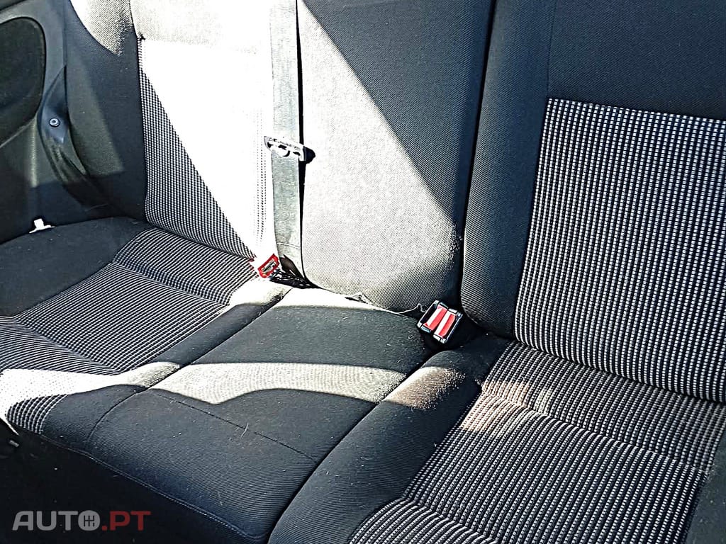 Volkswagen Golf 1.9 Tdi Higline 3 portas