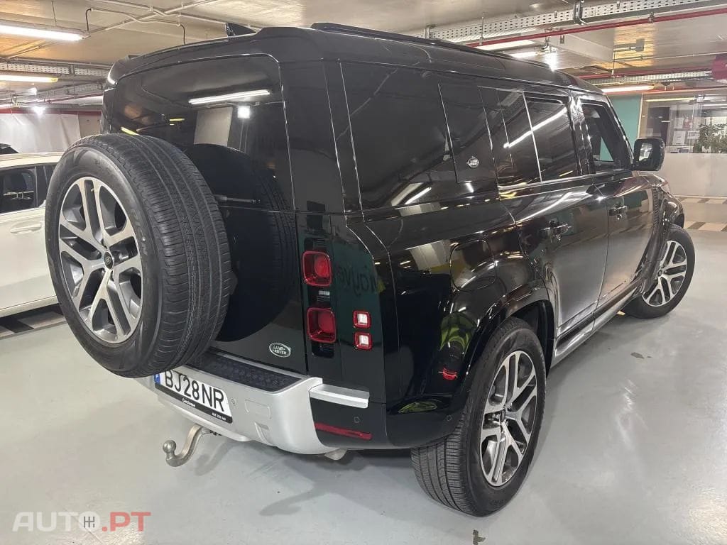 Land Rover Defender 2.0 P400e 110 AWD XS Edition
