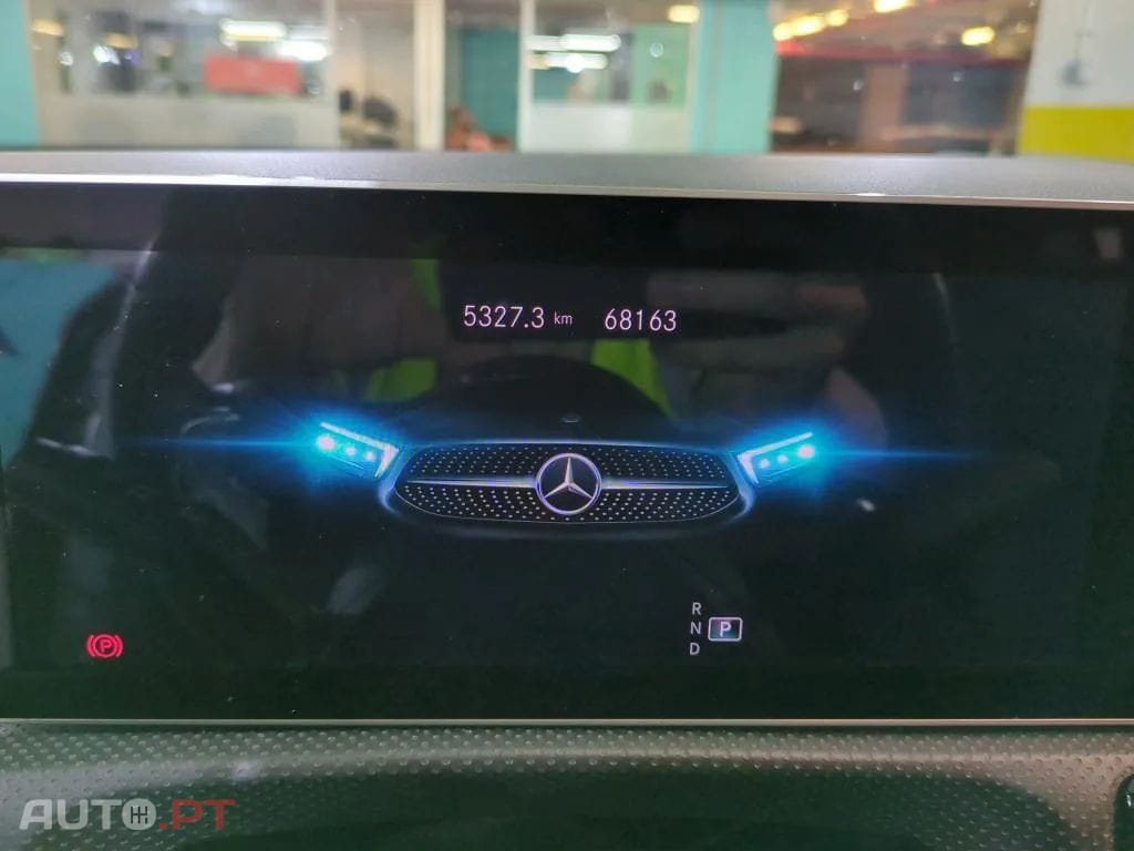 Mercedes-Benz A 180 d AMG Line