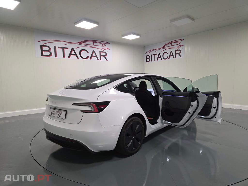 Tesla Model 3 Tração Traseira Premium