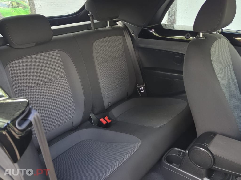 Volkswagen New Beetle Cabriolet 1.6 TDI 50s