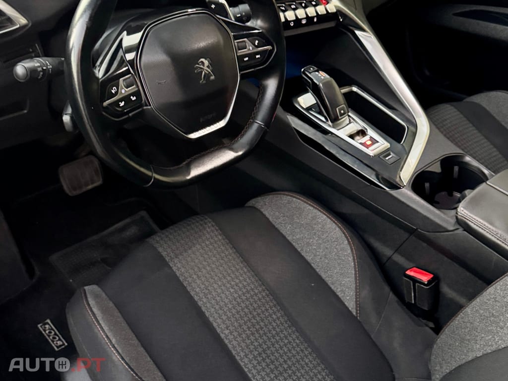 Peugeot 5008 1.6 BlueHDi Style EAT6