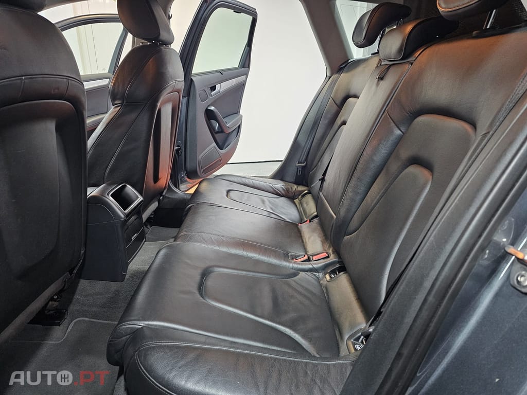 Audi A4 Avant 2.0 TDi S-line