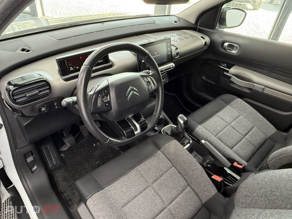 Citroen C4 Cactus 1.2 PureTech Shine Pack