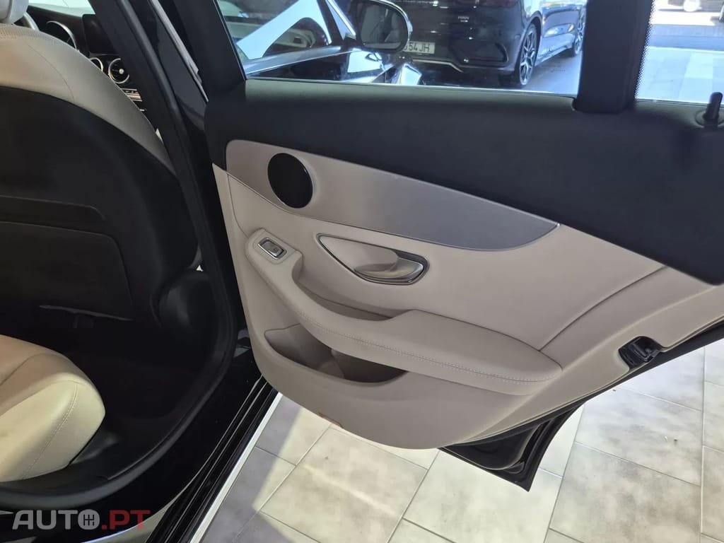 Mercedes-Benz C 300 e 9G-TRONIC Exclusive