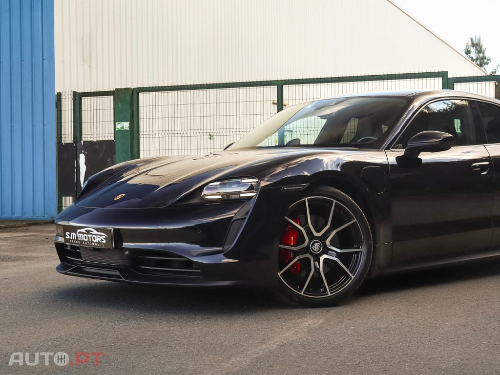 Porsche Taycan 4S