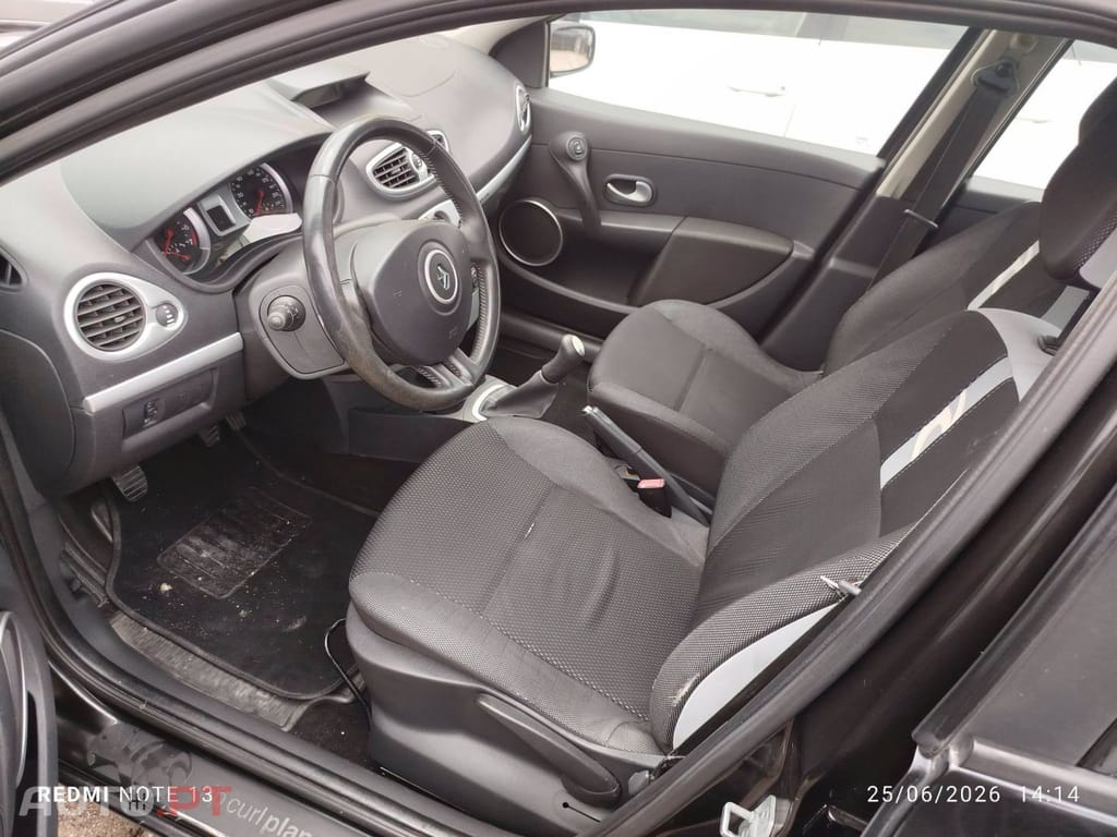 Renault Clio 1.2 16V Rip Curl II