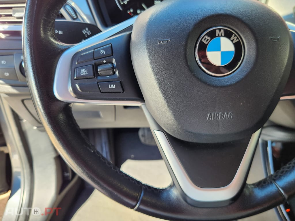 BMW X1 16 d sDrive Auto Line Sport