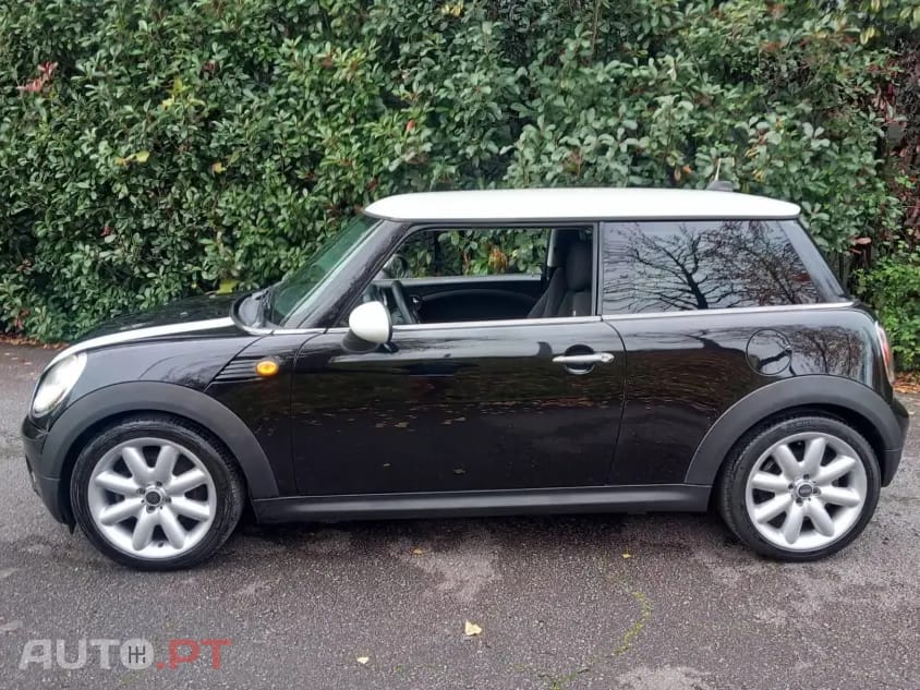 MINI Cooper Cooper D