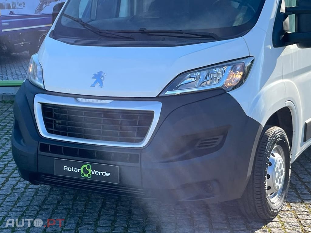 Peugeot Boxer 2.2 BlueHDi 330 L1H1 Premium
