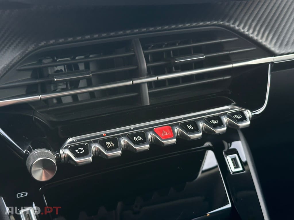 Peugeot 2008 1.5 BlueHDi Allure