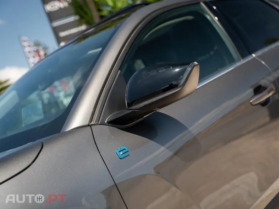 Citroen e-C4 X Shine