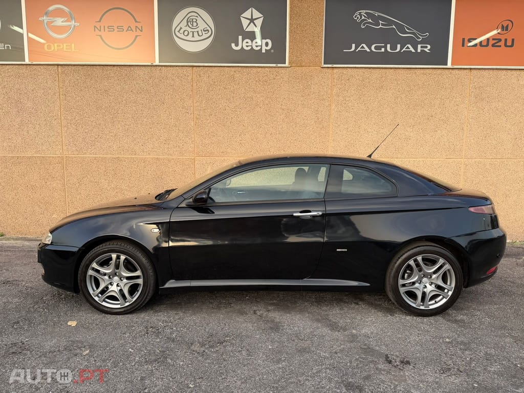 Alfa Romeo GT 1.9 JTD M-JET Blackline