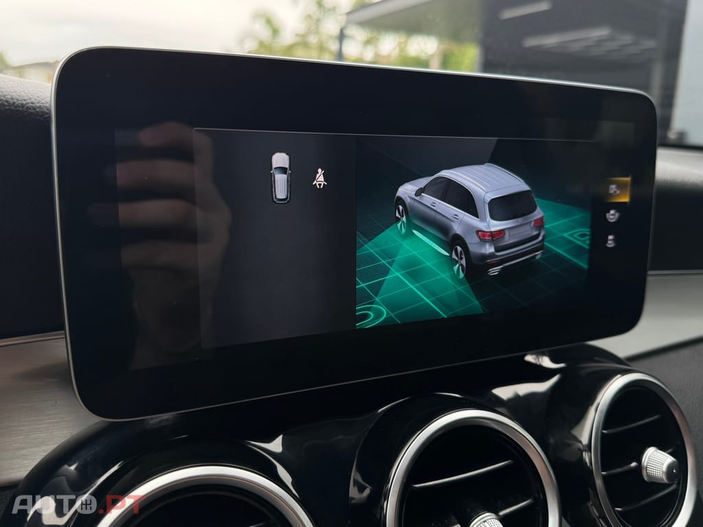 Mercedes-Benz GLC 220 d 4Matic